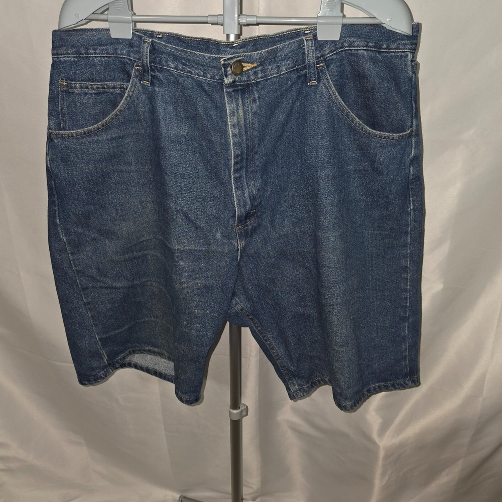 Wrangler Men's Premium Jean Shorts Size 40 Relaxed Fit High Rise Blue Denim